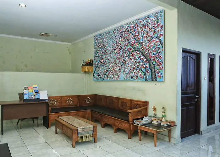 Guest house Reddoorz @ Mataram Kuta 3